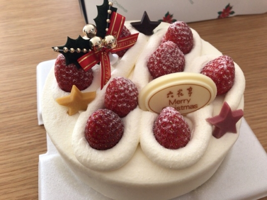 六花亭のクリスマスケーキ「生クリーム15cm」